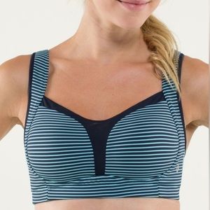 Lululemon Ta Ta Tamer II Sports Bra Hyper Stripe Blue Moon - Size 36C